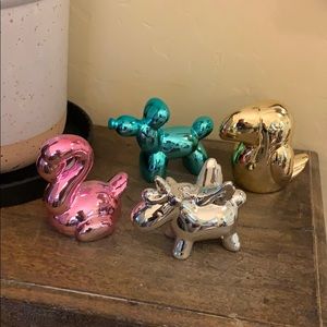 Ceramic metallic animal figurines